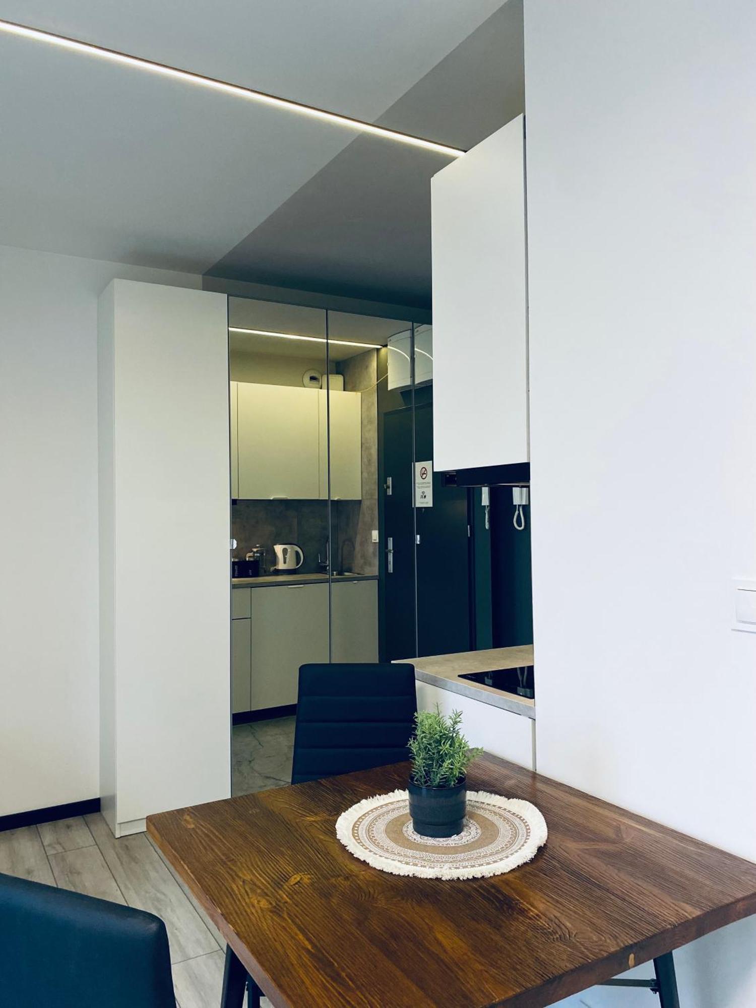 Enes Apartments Legnicka Street 59D Wrocław Buitenkant foto